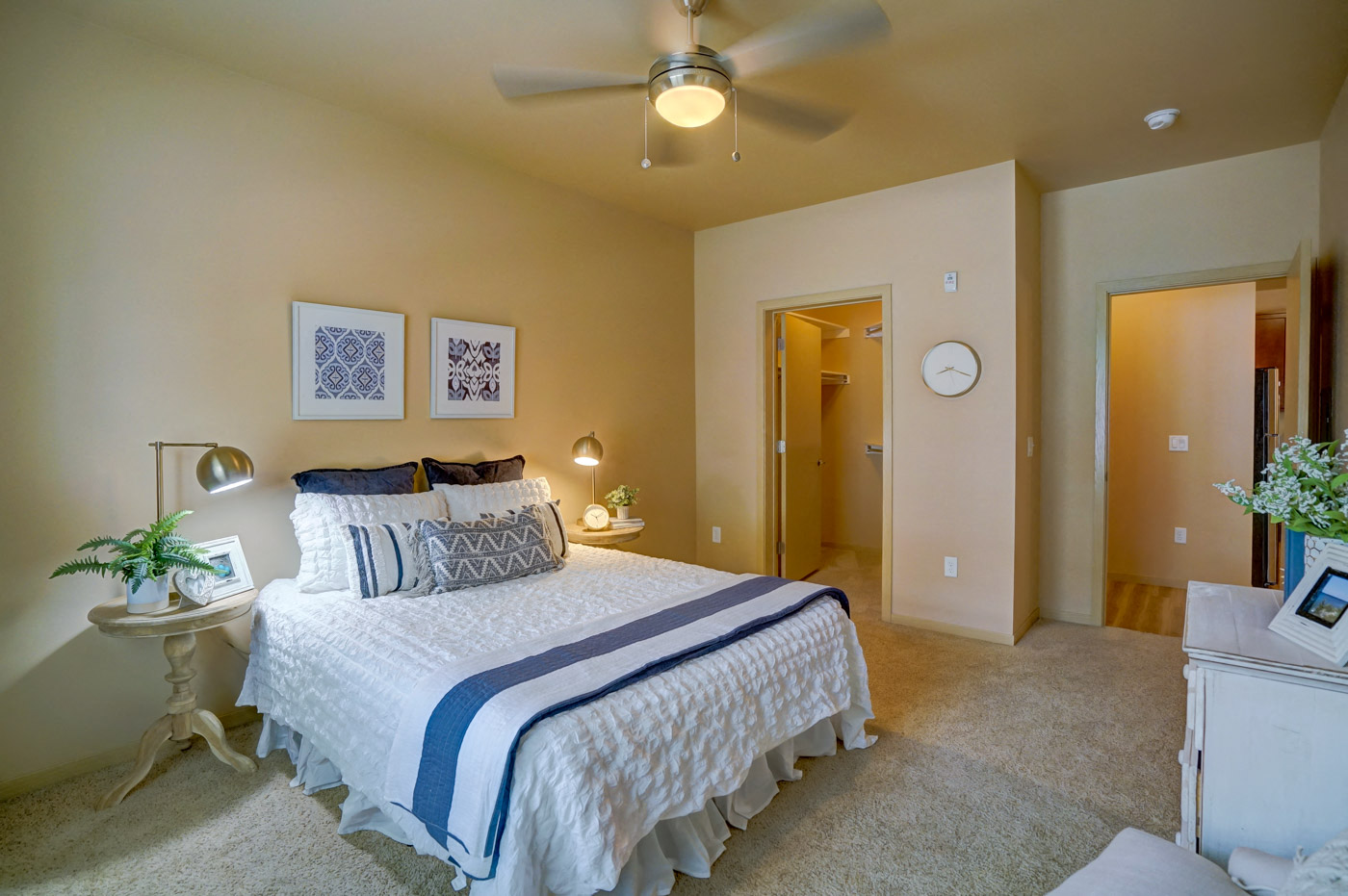 Gallery Photo 17